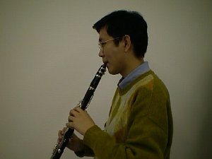 Daa plays a Clarinet